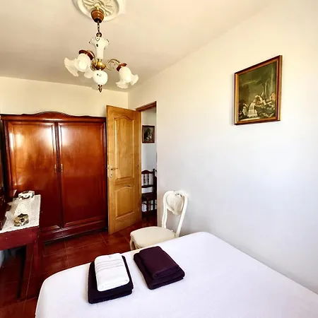 Casa De Piedra A 2 Km De La Playa 컨트리하우스 *